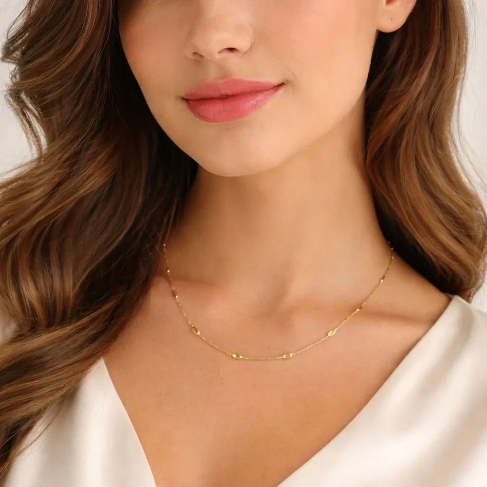 Gold Stainless Steel Necklace with Oval Detail - Minimalist Elegant ✨
